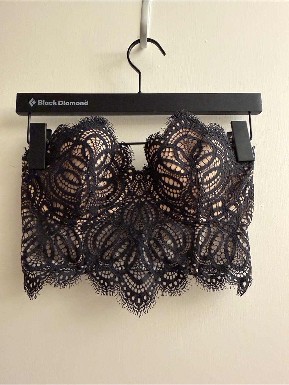 Victoria's Secret Black Lace Strapless Bandeau Bralette